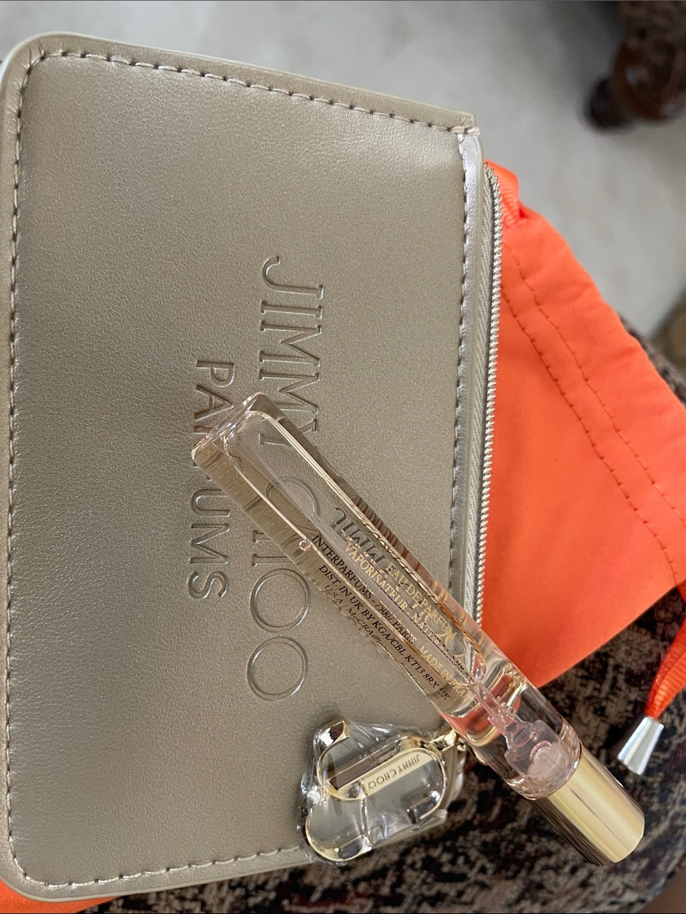 Jimmy Choo “I want Choo” .25oz perfume and credit card/Coin Pouch Gold metallic - Picture 7 of 7